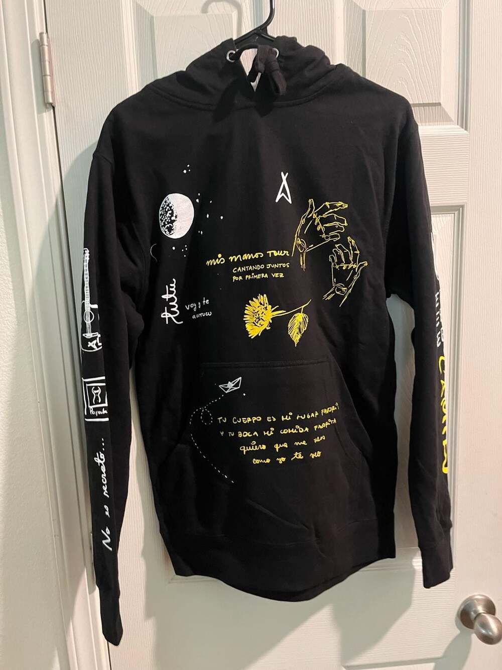 Camilo Mis Manos Tour Graphic Hoodie Black Size S